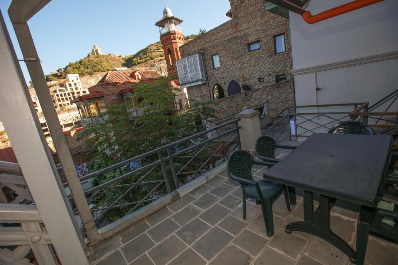 Apartment Nino Botanical Tbiliszi Kültér fotó